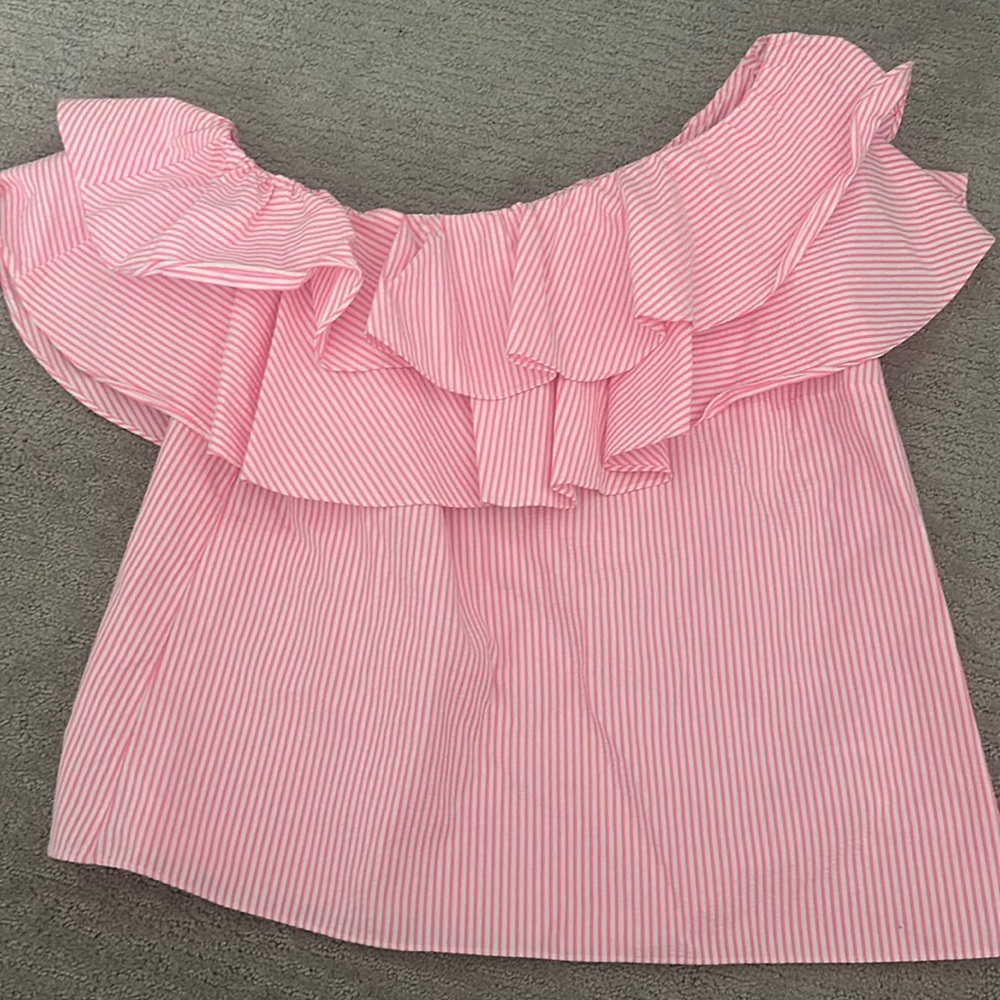 pink blouse